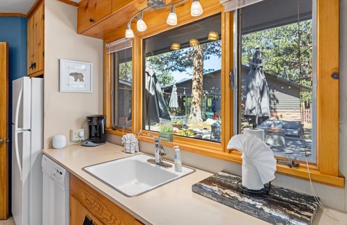 Stanley Hills Casa | Panorama Vacation Home By Estes Park Homes 6 Bedroom Home by RedAwning