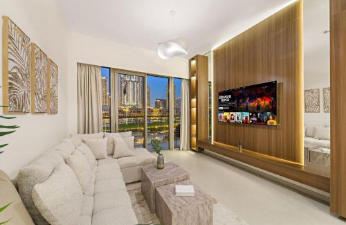 Jumeira 1 Apartamento | Panoramic 2BR with Pool & Burj View Next to Mall