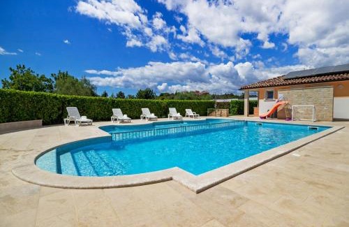 Banjole Apartamento | Panoramic Apartment in Banjole near Pula Town Centre