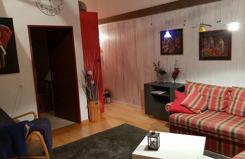 Gersau Apartamento | Apartamento panorámico con piscina.