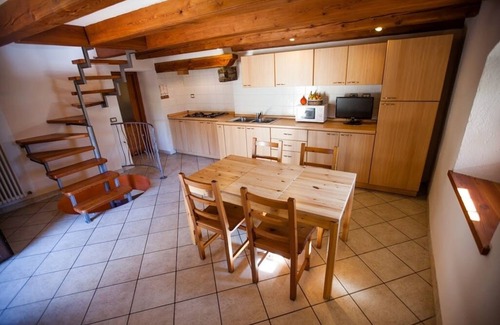 Montan-Angelin-Arensod Casa | casa panorámica Baravot