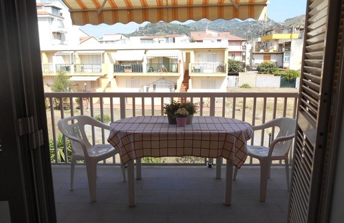Santa Teresa di Riva Apartamento | Resumen, deliciosas casas de vacaciones en Residence sul Mare - Casa Giulia