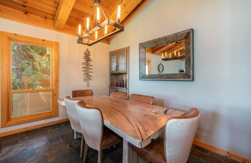 Talmont Casa | Panoramic Lake Tahoe Views, Dog Friendly, Pool Table, Near Alpine and Olympic Valley!