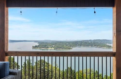 Kimberling City Casa | Panoramic Lake Views, Free Silver Dollar City Tickets, Stunning Decor