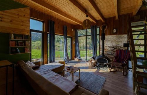 Stanceni Casa | Panoramic Noah's Loft