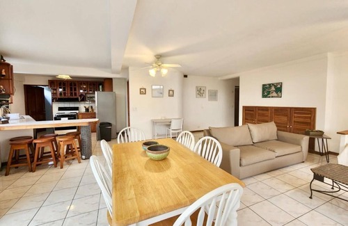Punta Leona Casa | Beautiful Ocean View House in Punta Leona - less than 5 minutes to the beach!