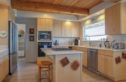 Aptos Casa | Panoramic Ocean Views - in Private Sanctuary