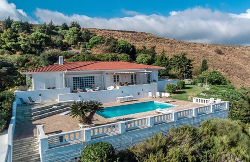 Steniai Villa | Panoramic Villa with Breathtaking Views