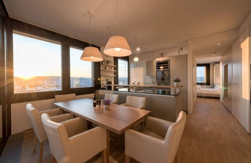 Josefstadt Casa | Suite panorámica con vistas a Viena, wifi y parking.