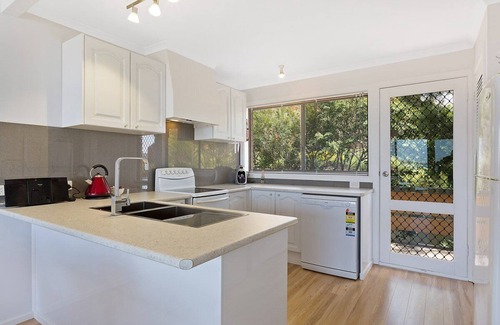 Merimbula Apartamento | Panoramic Townhouses by Lisa (Deluxe Back Unit)