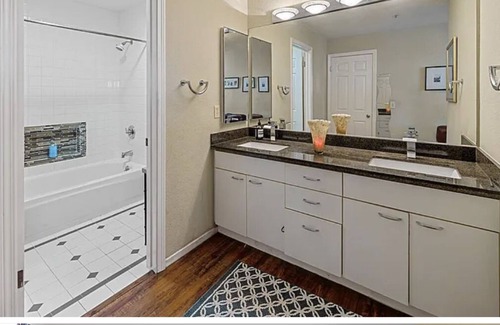 Point Richmond Condominio | Panoramic view 2 bedroom STR April/May/June Pt Richmond