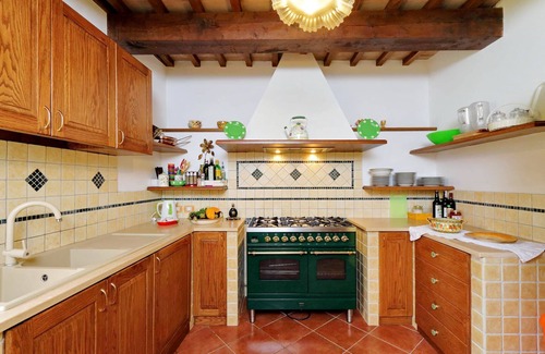Pievebovigliana Casa | Villa con piscina y vistas panorámicas