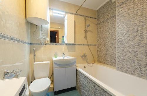 Pozniaky Apartamento | Panoramic view Lebedinny flat