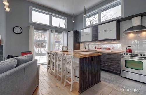 Austin Chalet De Esquí | Panoramic view of Magog - Spa - Archimede