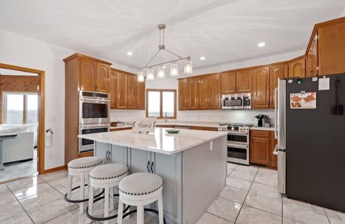 Lynchburg Casa | Panoramic Views Dock Kayaks SUPs