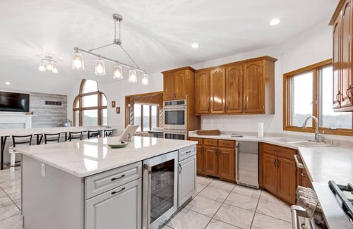 Lynchburg Casa | Panoramic Views Dock Kayaks SUPs