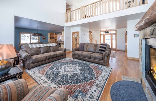 Jackson Hole Casa | Panoramic Views of the Teton Range Next to GTNP