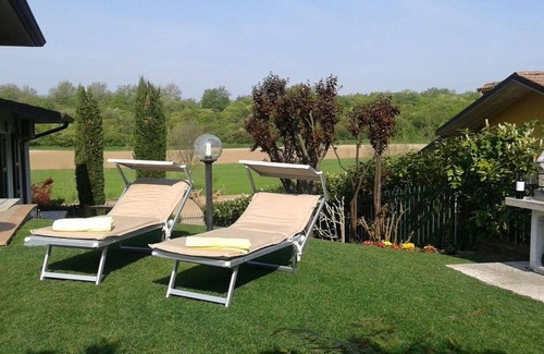Pozzolengo Villa | Villa panorámica con piscina