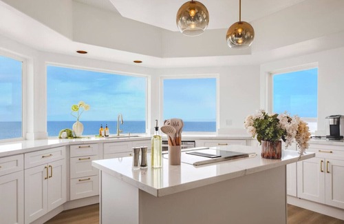 Oak Harbor Casa | Panoramic Waterfront 5b3b Getaway @Oak Harbor