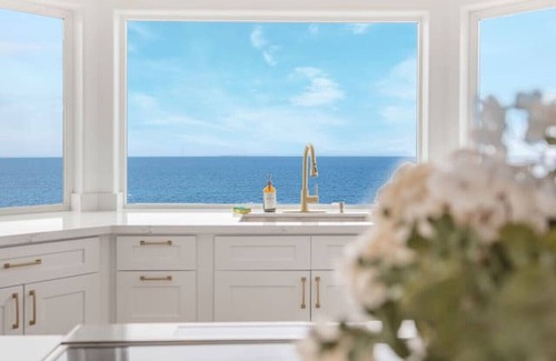 Oak Harbor Casa | Panoramic Waterfront 5b3b Getaway @Oak Harbor