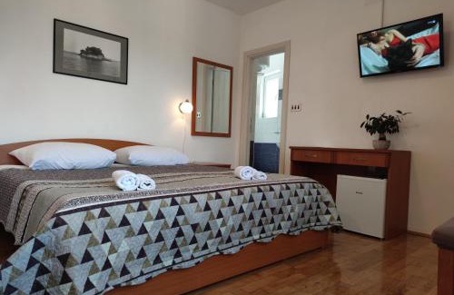 Island Dugi Otok Cama Y Desayuno | Pansion Alen - Dugi otok