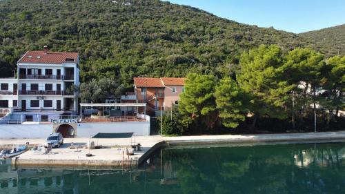 Island Dugi Otok Cama Y Desayuno | Pansion Alen - Dugi otok