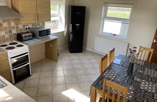 Rhoshirwaun Cabaña | PANT FALI, family friendly, character holiday cottage in Aberdaron