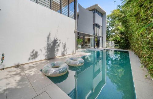 Wurtulla Casa | Pantai Villa on the beach