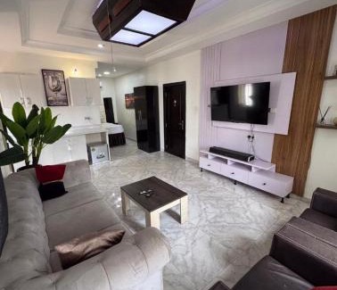 Ofin Hotel | Panther Luxe Lounge & Hotel