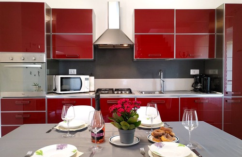 Vignola Casa | Paola holiday home with panoramic terrace