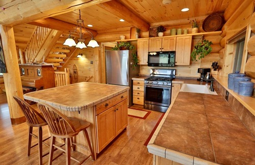 Paonia Cabina | Paonia Cabin
