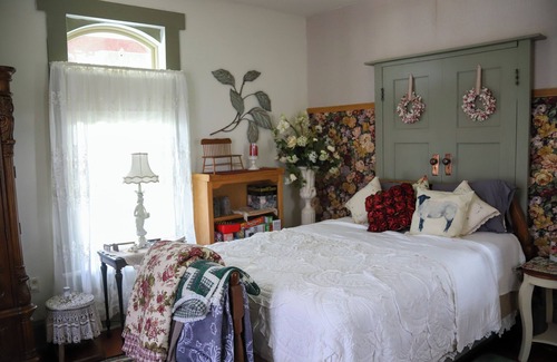 Patricksburg Otro | Pap's Dusty Meadow Retreat