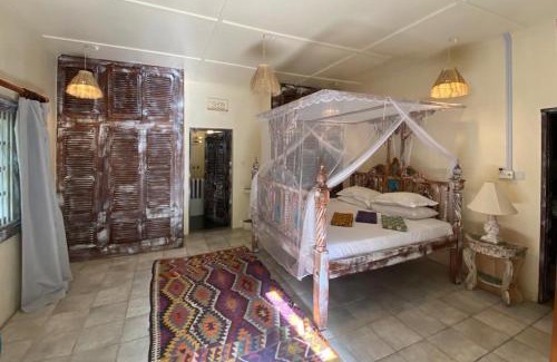 Kibaoni Casa | Papa Beach House