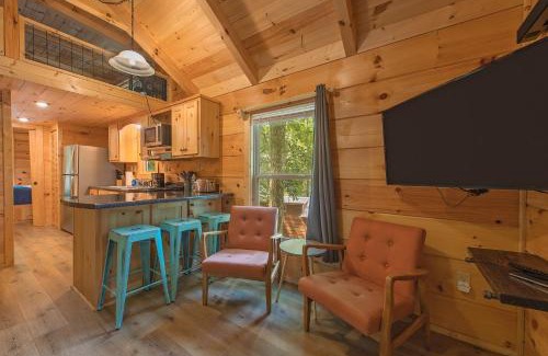 Lookout Valley Neighborhood Association Casa | Papa Cabin Tiny Log Home Comfort In Rustic Bliss