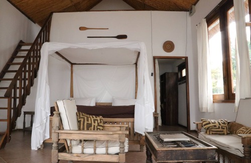 Kitongo Cabina | Papa's Cafe and Bungalows