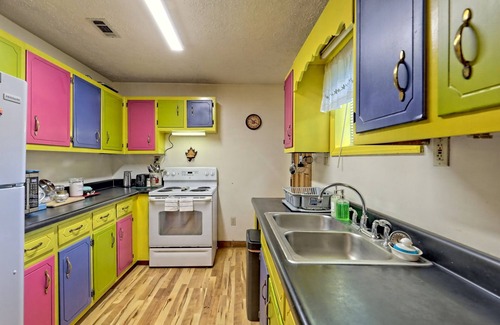 Mountain City Casa | Papa's Place | 10 min Black Rock Mountain | Peaceful & Private | Dogs Welcome!