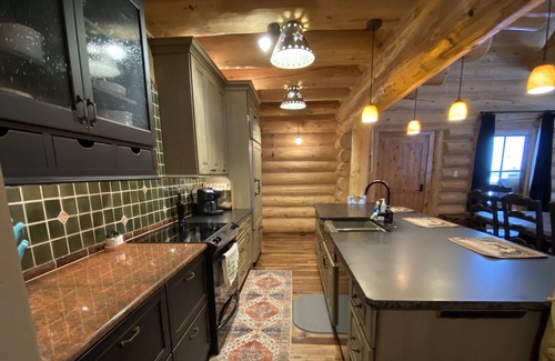 South Fork Casa | Papa's Place