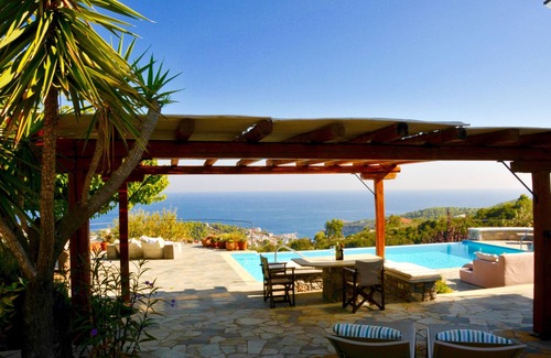 Alonissos Villa | Villa Paparouna, villa impresionante, capacidad para 8,4 baños, estudio / habitación de lujo