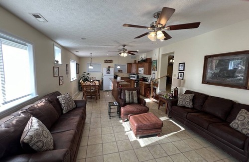 Bluff City Casa | Pappaw's Fishing Pad #2