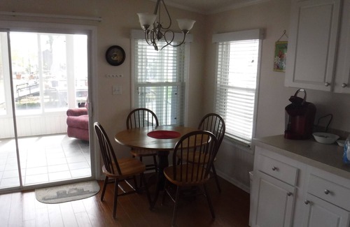 Florida South Atlantic Coast Casa | Par Fairway Escape. Escape into the golf community of Lily Lake