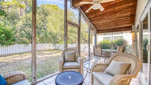 Debordieu Colony Casa | Par Fore the Course home by Peace Vacations