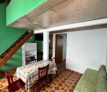 Ilhabela Apartamento | Paraíso dos passaros- Chalé III Papagaio