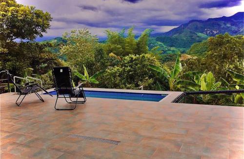La Vega Casa | " Paraíso Privado en Sasaima " Finca Exclusiva Solo para Ti " Un lugar secreto para descansar con privacidad al 100