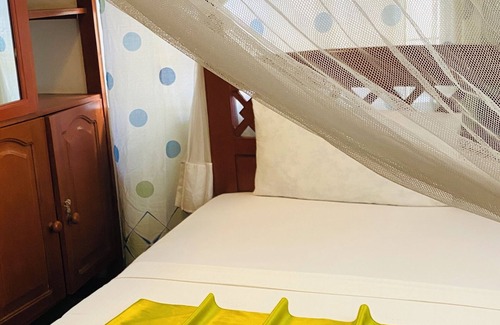 Arusha Hotel | parachichi house Bed and Breakfast