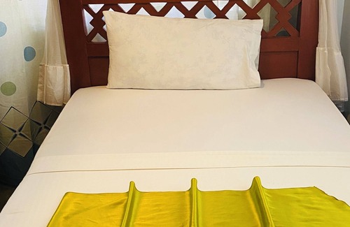 Arusha Hotel | parachichi house Bed and Breakfast