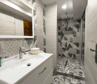 Haguenau Apartamento | Paradise and Love Room