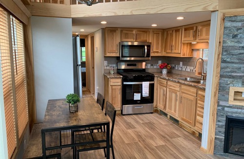 Saint Johns Cabina | Paradise at Glacier Hill Lakes near Wapakoneta