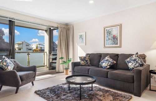 Mount Maunganui Cabaña | Paradise at The Paramount - Mt Maunganui Apartment