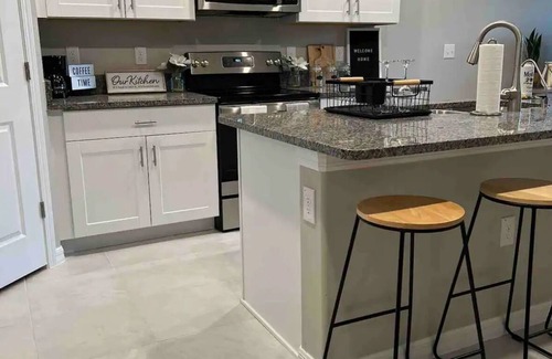 Wesley Chapel South Casa | Paradise awaits! Townhome at Epperson Lagoon in breathtaking Wesley Chapel!