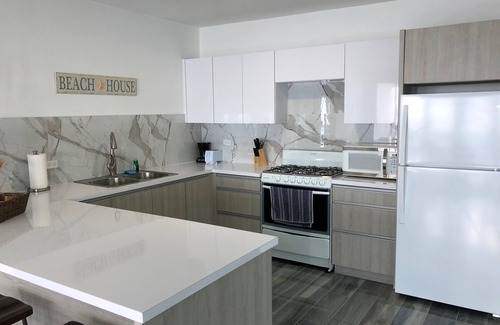 Guanajibo Apartamento | Paradise Beachfront Villa, 3 bedroom/2bath, walk to beach, WiFi, full A/C, kayak